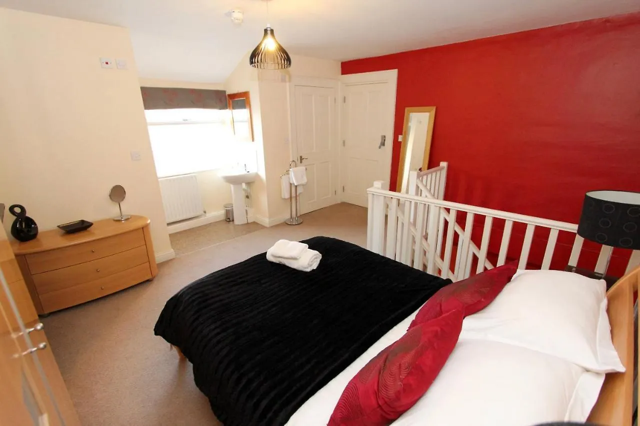Commonhall Apartments - City Centre - Over Two Floors Chester